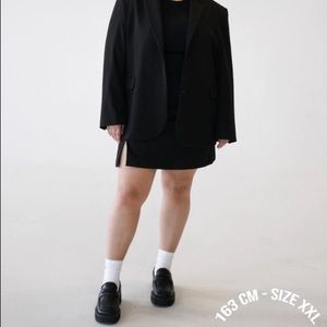 NWT Djerf Avenue Must Have Mini Skirt in Black, size XXL